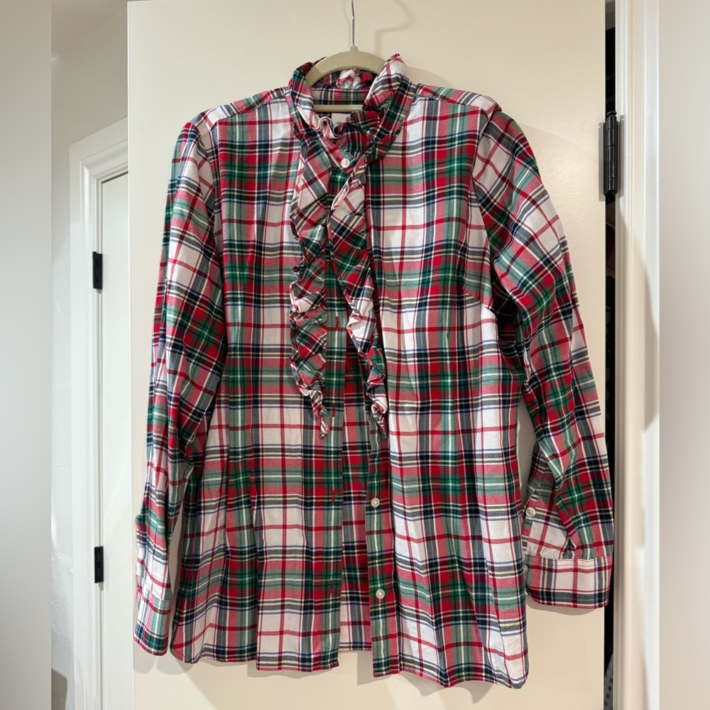 Darling plaid vineyard vines shirt